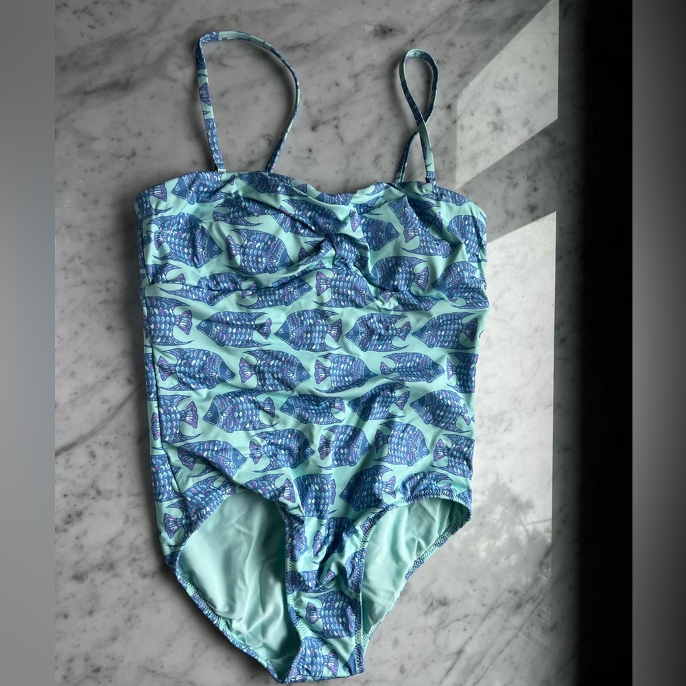 One piece vineyard vines swimsuit